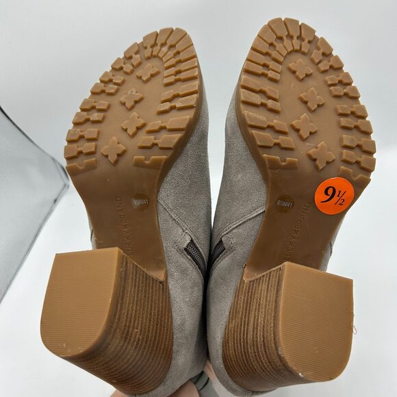 Lucky Brand Noryn Gray Suede Ankle Boots Leather Size 9.5M - Picture 7 of 10